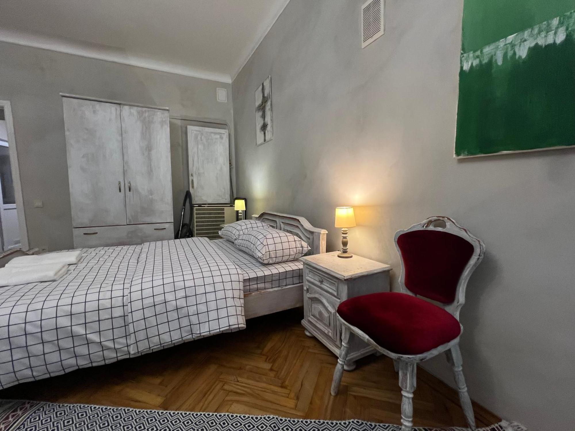 Loft-Style Apt On Virmenska Str Lviv Buitenkant foto
