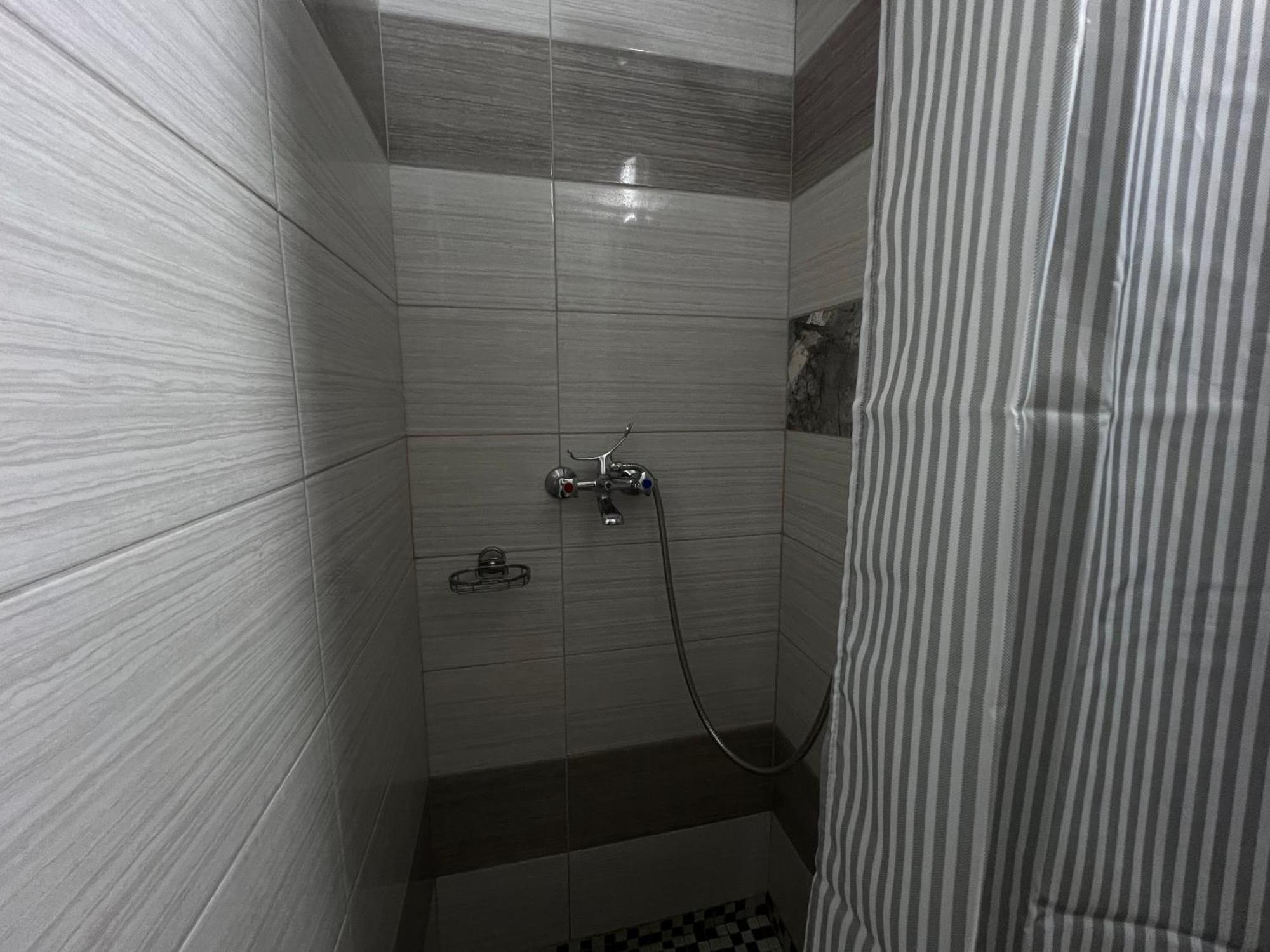 Loft-Style Apt On Virmenska Str Lviv Buitenkant foto