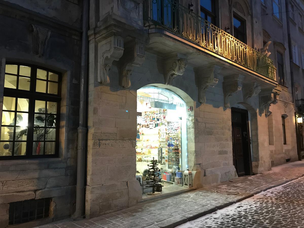Loft-Style Apt On Virmenska Str Lviv Buitenkant foto