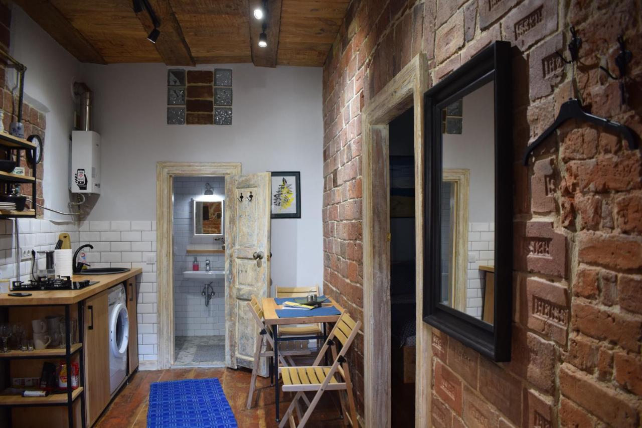 Loft-Style Apt On Virmenska Str Lviv Buitenkant foto